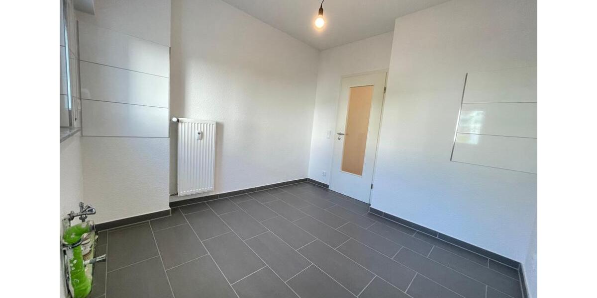 Etagenwohnung Essen Stadtbezirk IV - 3 Zimmer, 71 m&sup2;, 765&euro; | Angebot:26455650