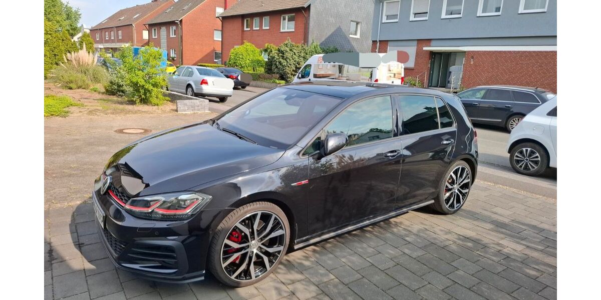 VW Golf 108.550 km 21.900 &euro; Lünen 44532
