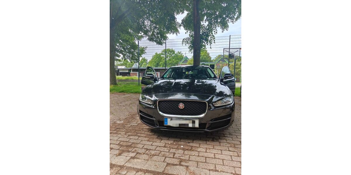 Jaguar XE 98.000 km 16.500 &euro; Essen 45279