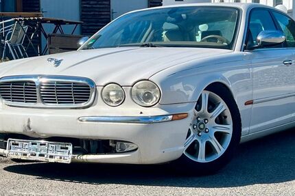 Jaguar XJ 290.734 km 3.000 &euro; Gelsenkirchen 45884