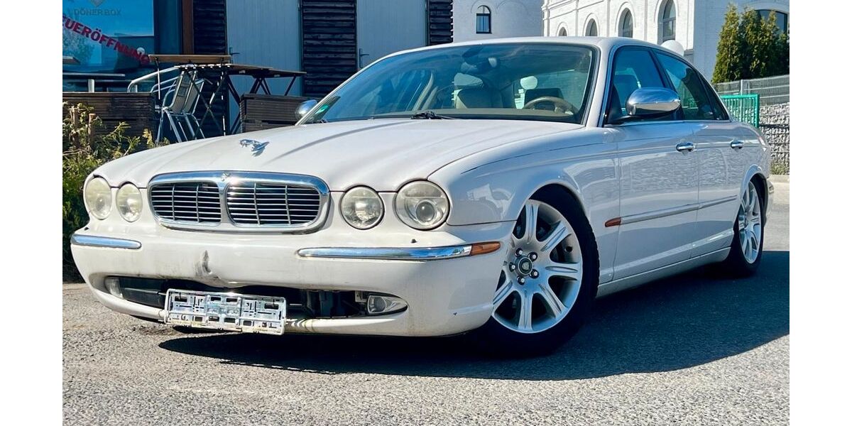 Jaguar XJ 290.734 km 3.000 &euro; Gelsenkirchen 45884