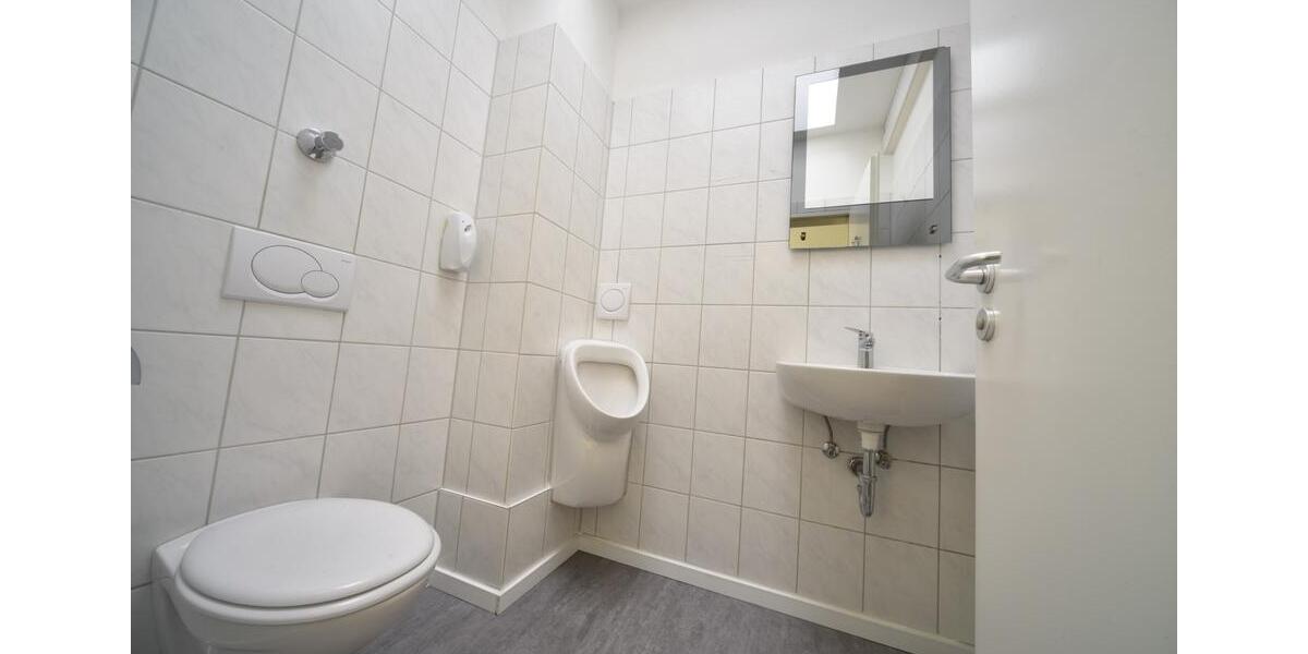 Etagenwohnung Oberhausen - 1 Zimmer, 75 m&sup2;, 700&euro; | Angebot:27564924