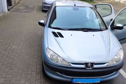 Peugeot 206 166.000 km 800 &euro; Dortmund 44139