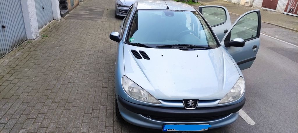 Peugeot 206 166.000 km 800 &euro; Dortmund 44139