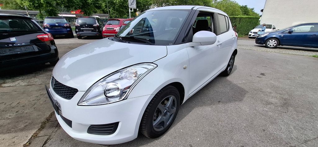 Suzuki Swift 102.400 km 4.900 &euro; Dortmund 44339