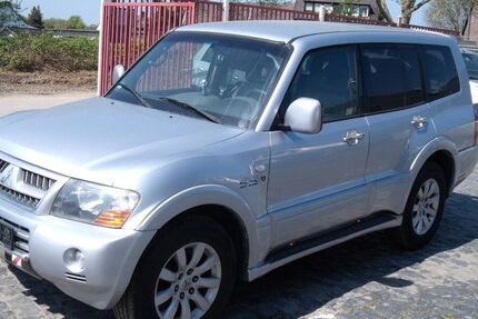 Mitsubishi Pajero 336.000 km 4.490 &euro; Lünen 44532