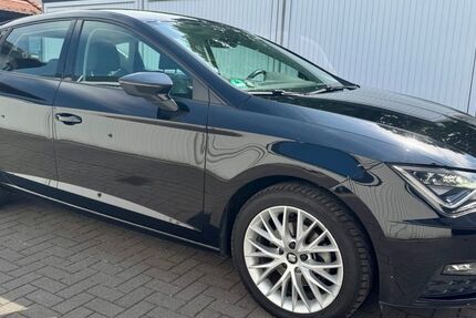 Seat Leon 79.000 km 14.950 &euro; Castrop-Rauxel 44575