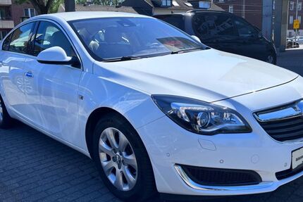 Opel Insignia 96.000 km 8.700 &euro; Mülheim / Ruhr 45473