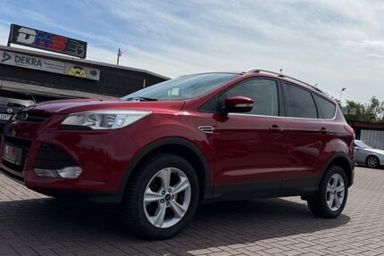 Ford Kuga 173.760 km 9.200 &euro; Dinslaken 46537