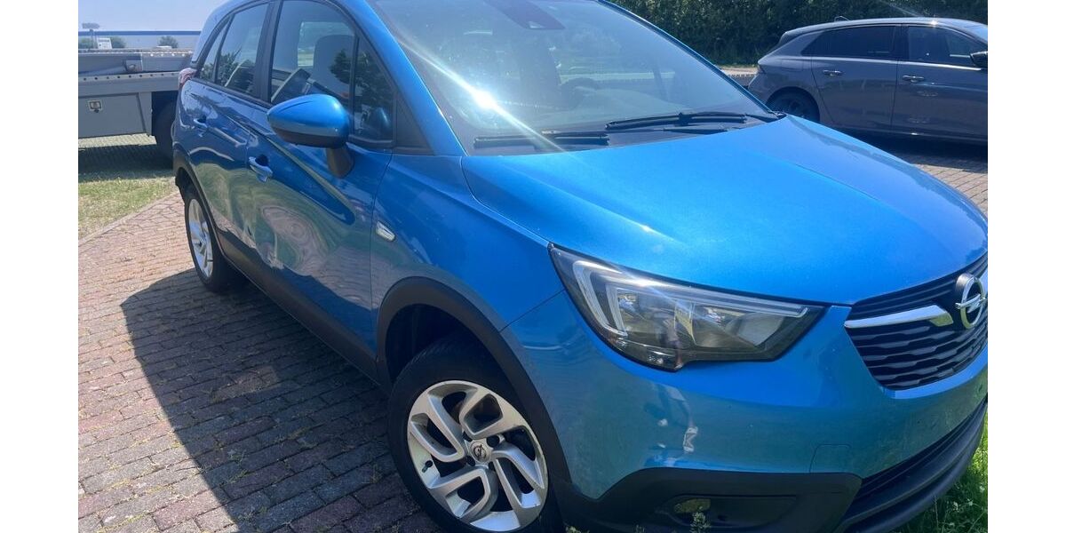 Opel Crossland (X) 123.000 km 6.890 &euro; Recklinghausen 45657
