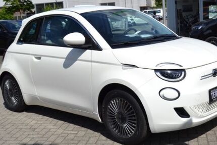 Fiat 500 45.350 km 15.990 &euro; Raesfeld 46348