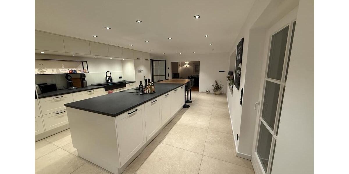 Einfamilienhaus Borken - 10 Zimmer, 270 m&sup2;, 670.000&euro; | Angebot:26815448