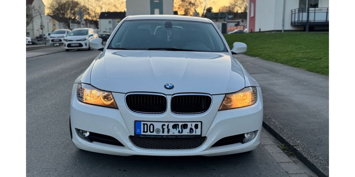 BMW 318 290.000 km 3.650 &euro; Dortmund 44329