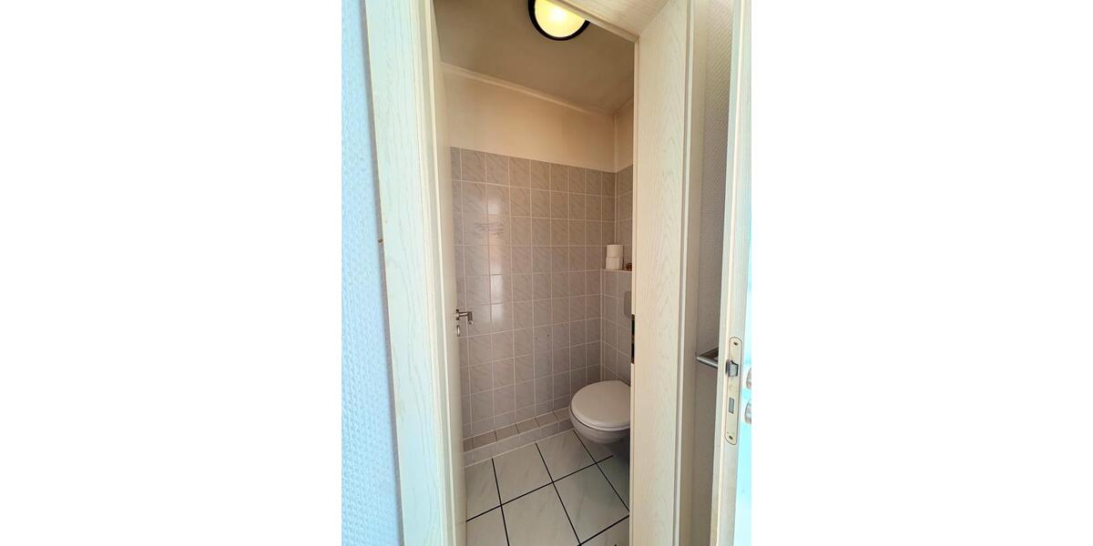 Dachgeschoßwohnung Hattingen Blankenstein - 4 Zimmer, 98 m&sup2;, 210.000&euro; | Angebot:26058813