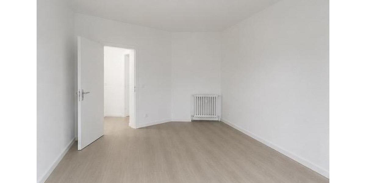 Mehrfamilienhaus, Wohnhaus Essen Südviertel - 3.5 Zimmer, 112 m&sup2;, 1.230&euro; | Angebot:26462545
