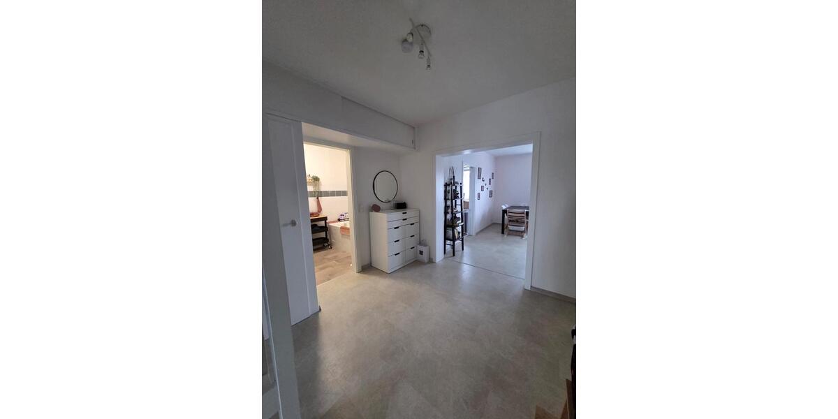 Etagenwohnung Herten Bertlich - 3.5 Zimmer, 90 m&sup2;, 810&euro; | Angebot:26450209