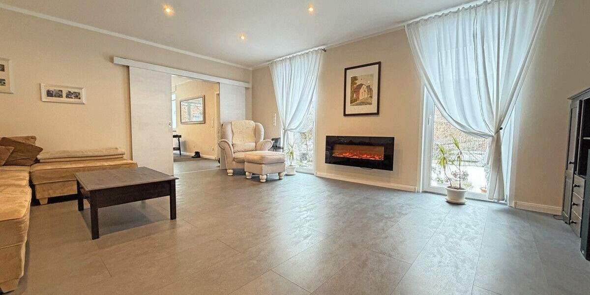 Einfamilienhaus Hünxe Krudenburg - 8 Zimmer, 246 m&sup2;, 485.000&euro; | Angebot:25684454