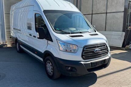 Ford Transit 245.567 km 6.390 &euro; Bottrop 46240