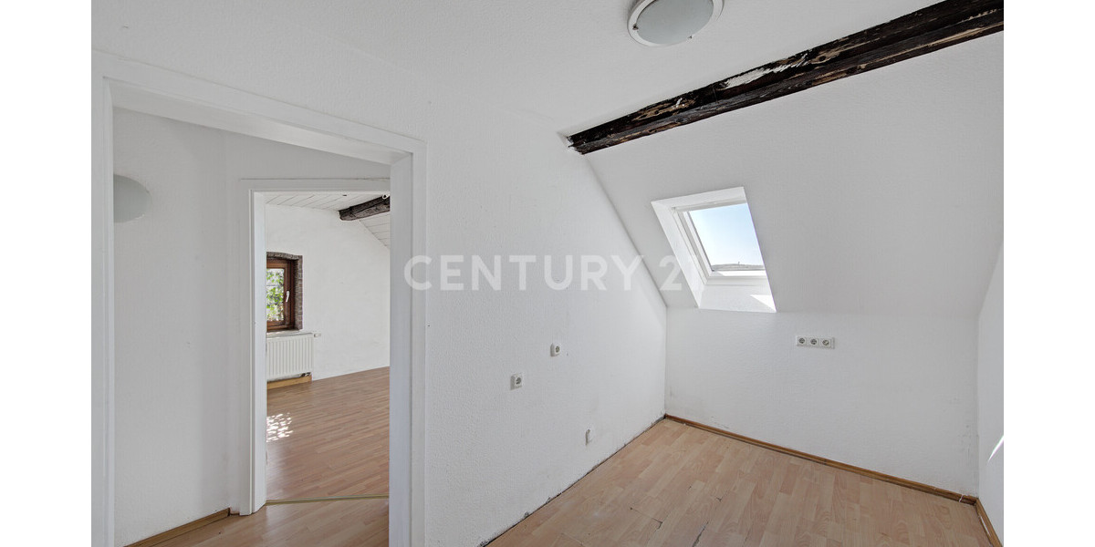 Familiendomizil: Altbau-Charme trifft auf grenzenlose Entfaltungs- und Gestaltungsmöglichkeiten - Einfamilienhaus Lünen | Angebot:26465753