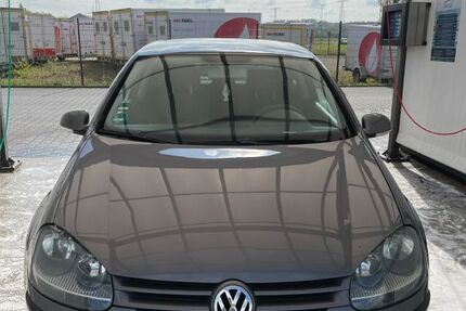 VW Golf 245.000 km 1.499 &euro; Oberhausen 46047