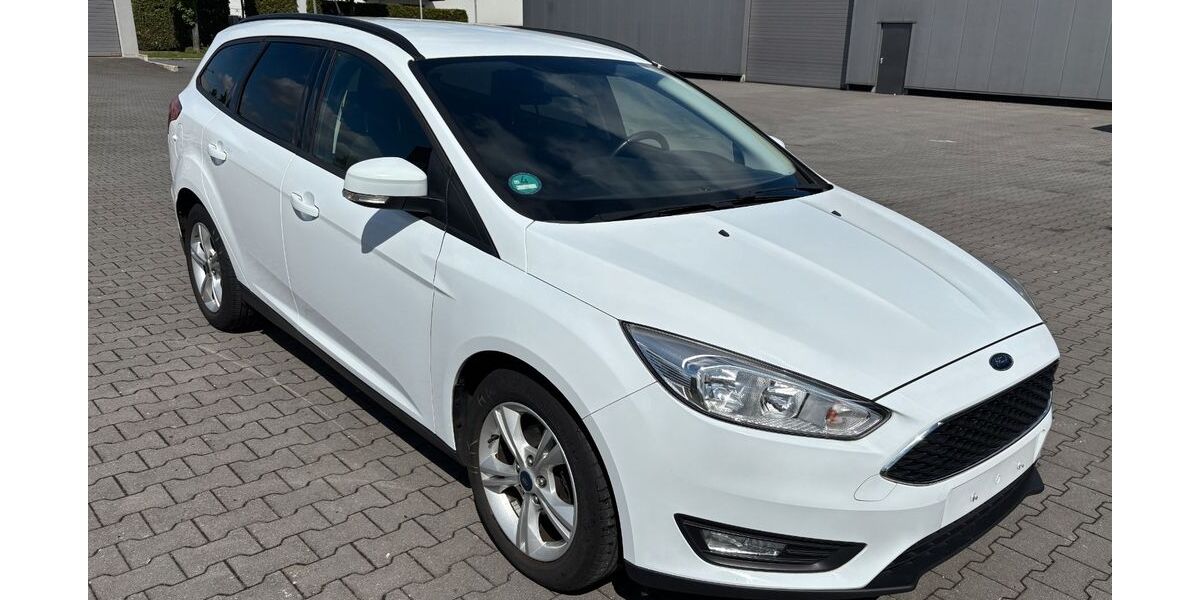Ford Focus 141.484 km 8.490 &euro; Bottrop 46240