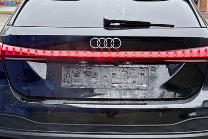 Audi A5 6.100 km 45.688 &euro; Gelsenkirchen OT Schalke-Nord 45881