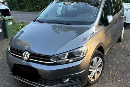 VW Touran 198.900 km 8.888 &euro; Mülheim 45479