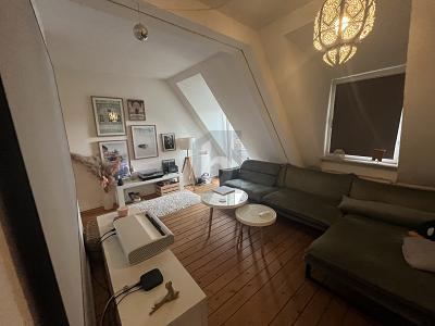BLICK INS GRÜNE, 2 BALKONE & VIEL POTENZIAL - Dachgeschoßwohnung Recklinghausen | Angebot:27665241