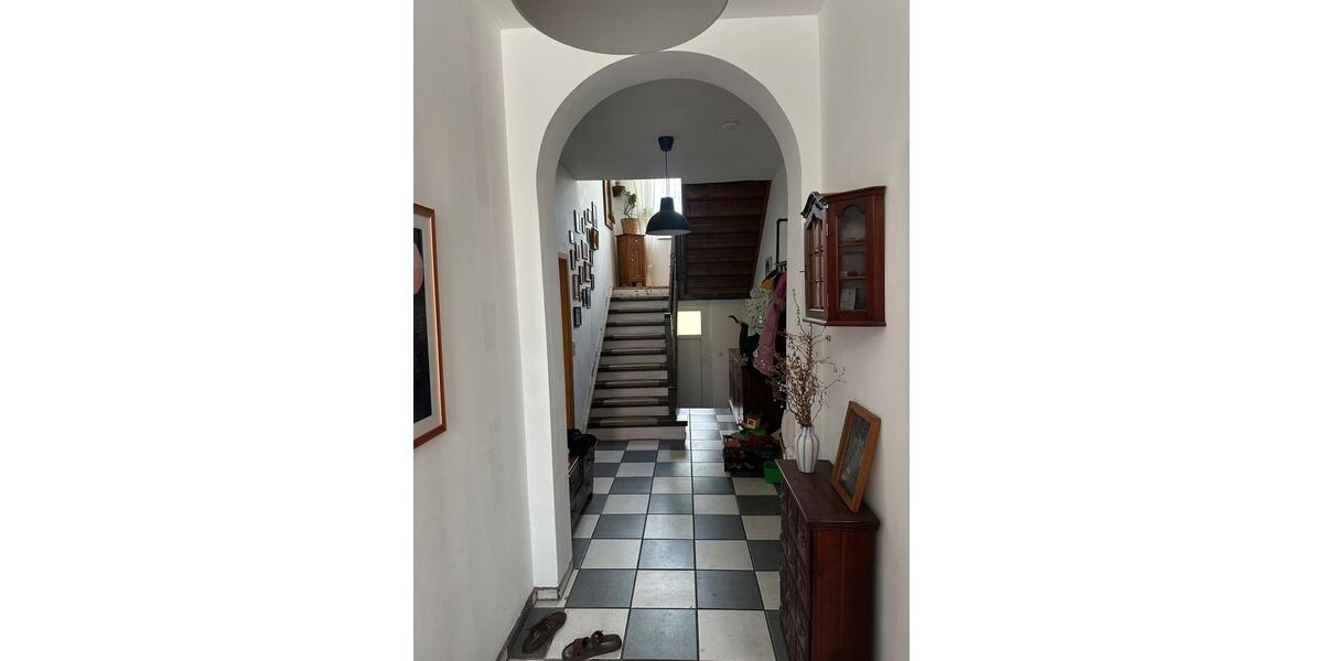 Einfamilienhaus Gladbeck Brauck - 8 Zimmer, 196 m&sup2;, 420.000&euro; | Angebot:26980598