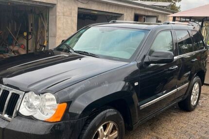 Jeep Grand Cherokee 248.000 km 4.500 &euro; Dinslaken 46535