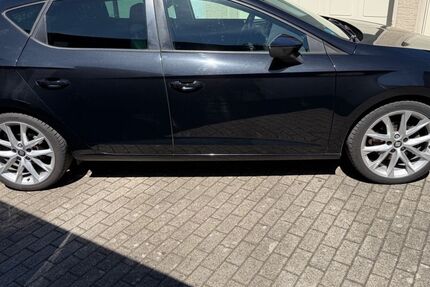 Seat Leon 140.000 km 8.500 &euro; Essen 45279