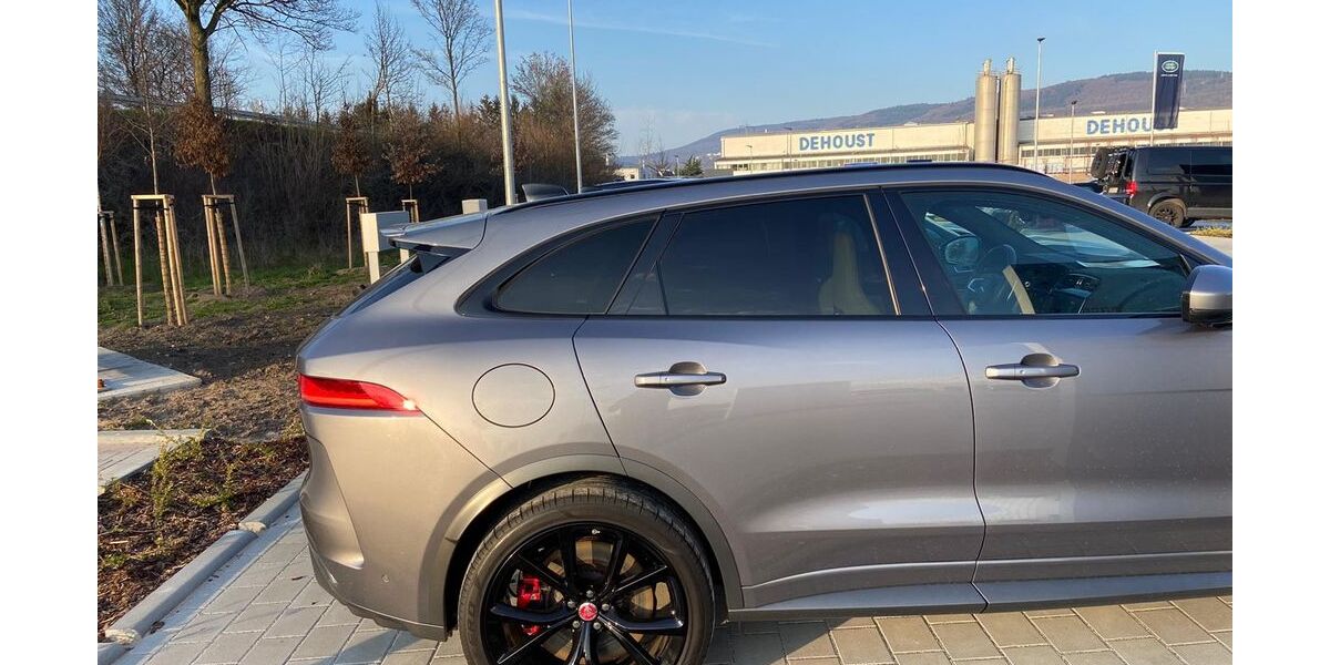 Jaguar F-Pace 80.000 km 47.400 &euro; Dortmund 44289
