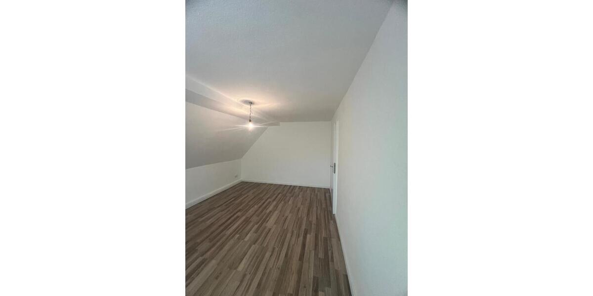 Etagenwohnung Gelsenkirchen Gelsenkirchen-Mitte - 3 Zimmer, 76 m&sup2;, 520&euro; | Angebot:26358534