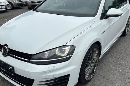 VW Golf 271.000 km 8.499 &euro; Bottrop 46238