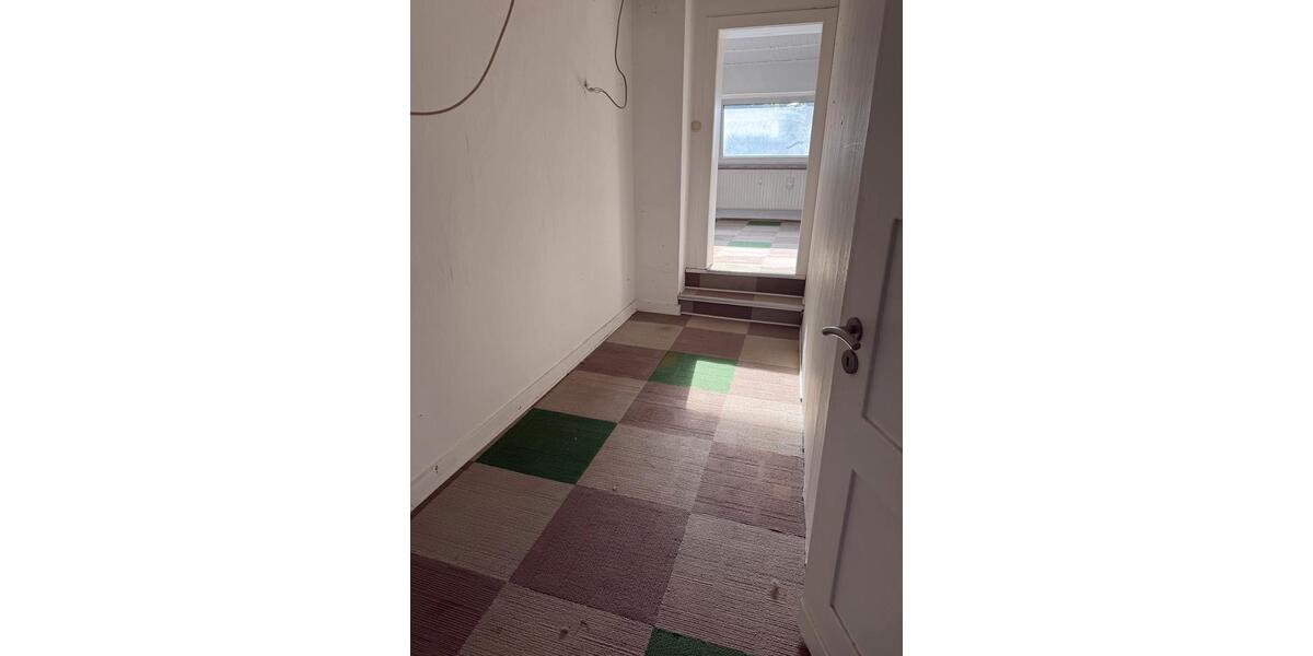 Erdgeschoßwohnung Mülheim an der Ruhr Mellinghofen - 1 Zimmer, 1.350&euro; | Angebot:27611912