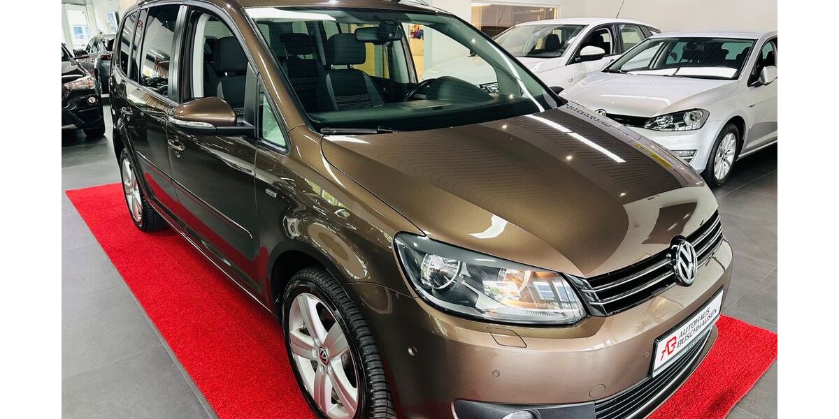 VW Touran 150.000 km 10.490 &euro; Oberhausen 46049