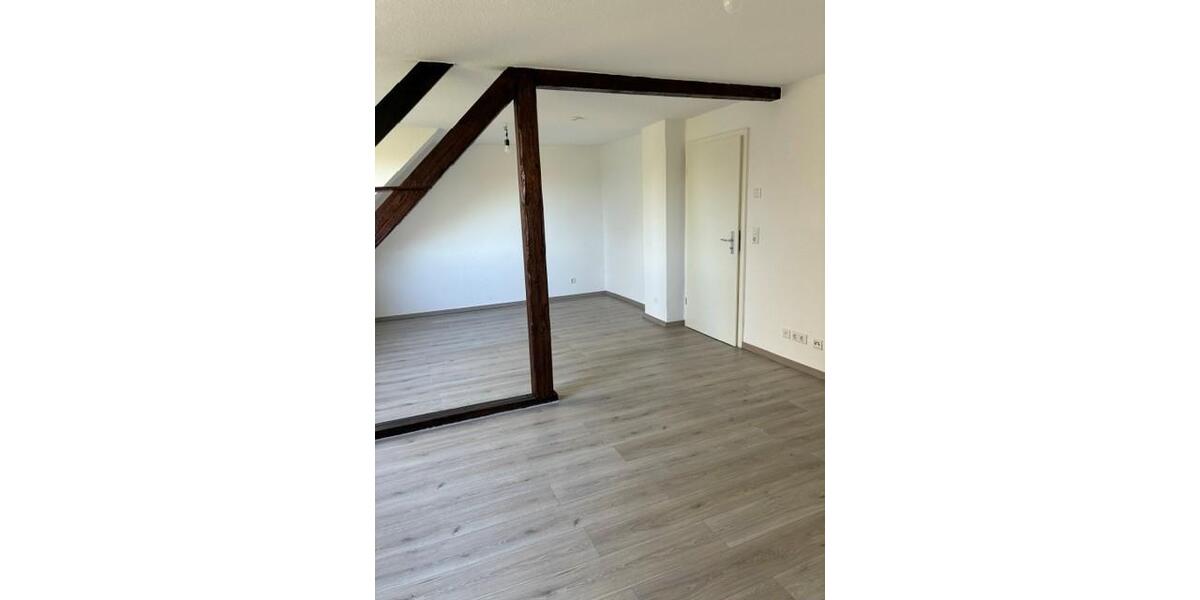 Dachgeschoßwohnung Gelsenkirchen Gelsenkirchen-Mitte - 2 Zimmer, 51 m&sup2;, 411&euro; | Angebot:26287799