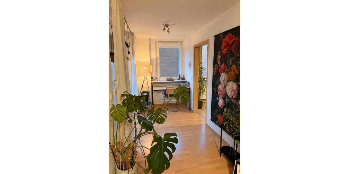 Dachgeschoßwohnung Dinslaken Hiesfeld - 3.5 Zimmer, 75 m&sup2;, 805&euro; | Angebot:26441352