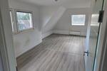 Dachgeschoßwohnung Oberhausen Biefang - 3.5 Zimmer, 96 m&sup2;, 890&euro; | Angebot:26396492