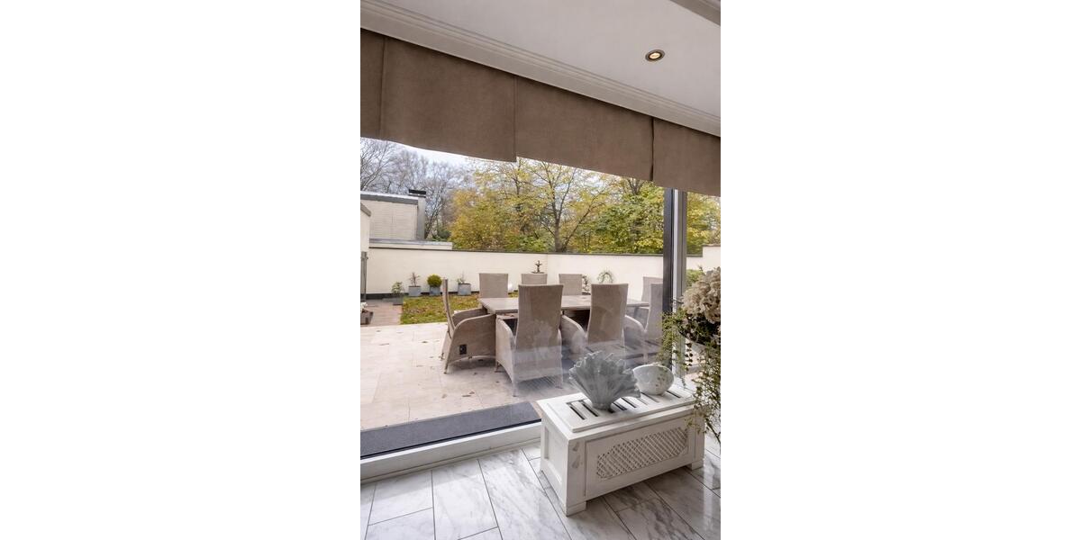 Bungalow Gelsenkirchen Gelsenkirchen-Mitte - 8 Zimmer, 250 m&sup2;, 2.150&euro; | Angebot:26107848