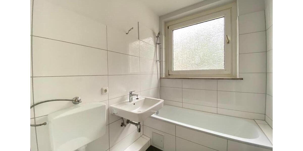 Erdgeschoßwohnung Recklinghausen König Ludwig - 3 Zimmer, 60 m&sup2;, 400&euro; | Angebot:26453768