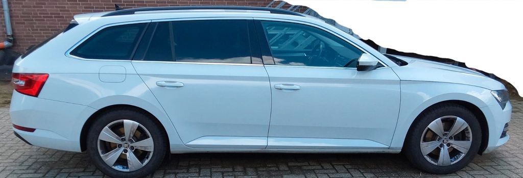 Skoda Superb 109.220 km 21.990 &euro; Reken 48734