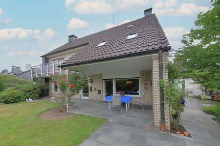 Haus Essen Stadtbezirk IX - 7.5 Zimmer, 185 m&sup2;, 750.000&euro; | Angebot:22385726