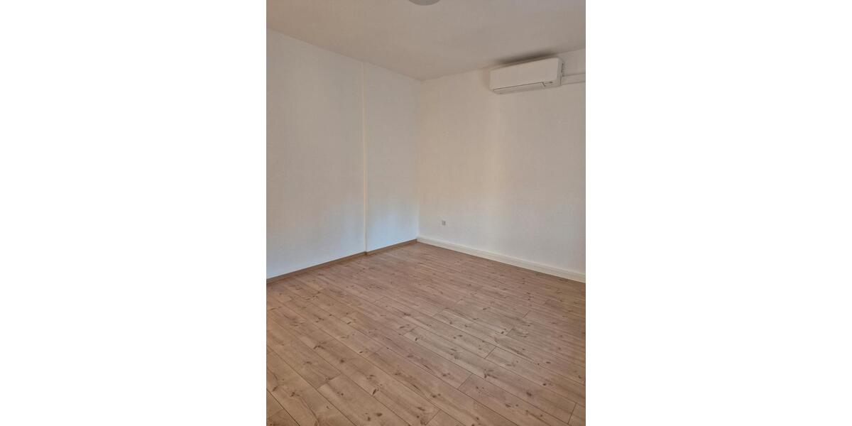 Dachgeschoßwohnung Bochum Eppendorf - 3 Zimmer, 85 m&sup2;, 1.050&euro; | Angebot:26149257