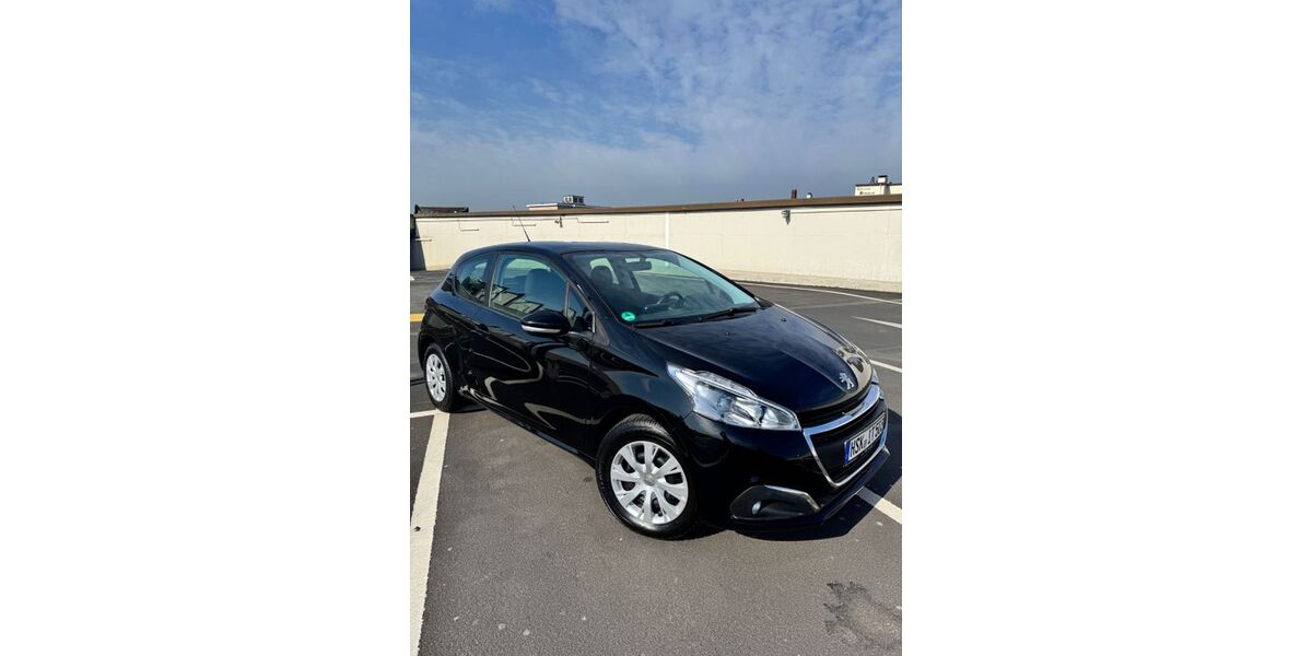 Peugeot 208 159.325 km 3.600 &euro; Recklinghausen 45657