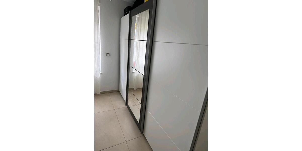 Etagenwohnung Oberhausen - 1 Zimmer, 61 m&sup2;, 850&euro; | Angebot:27629218