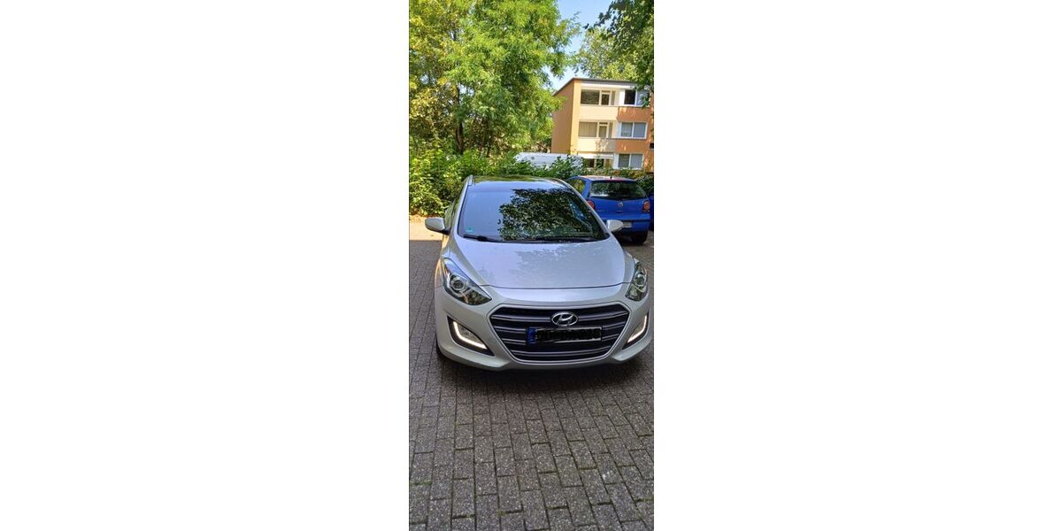Hyundai i30 133.000 km 10.600 &euro; dortmund 44287