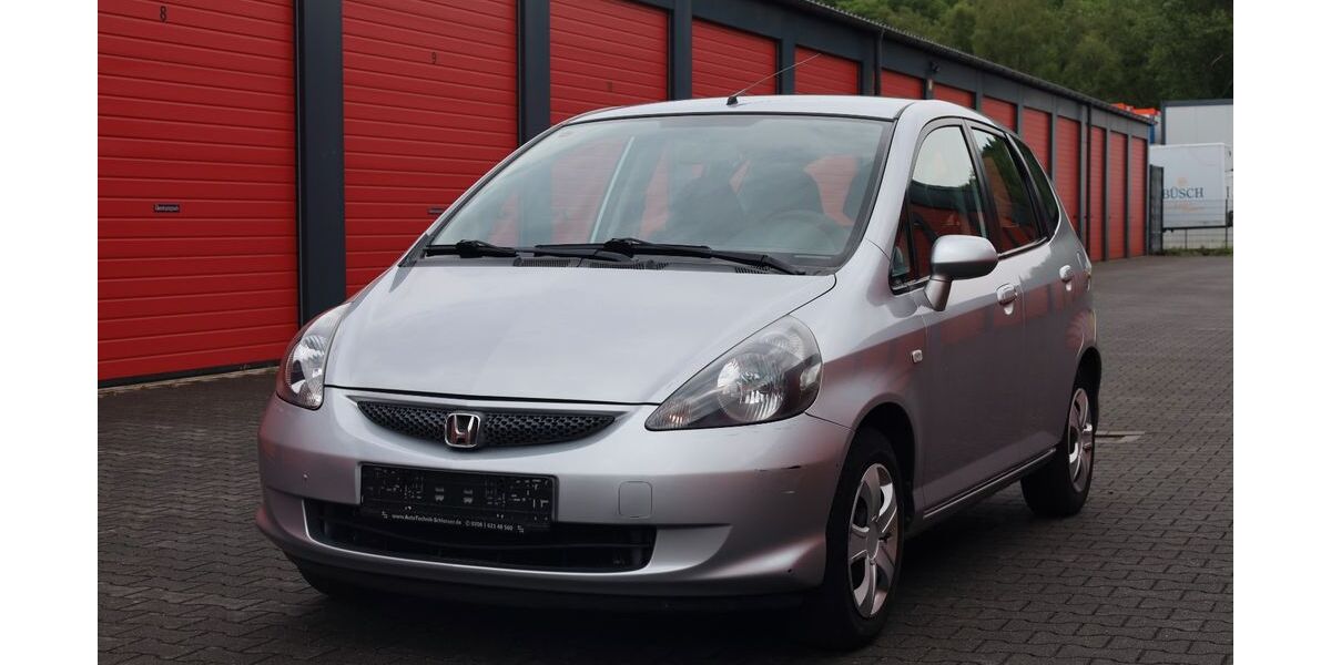 Honda Jazz 104.577 km 2.999 &euro; Oberhausen 46145