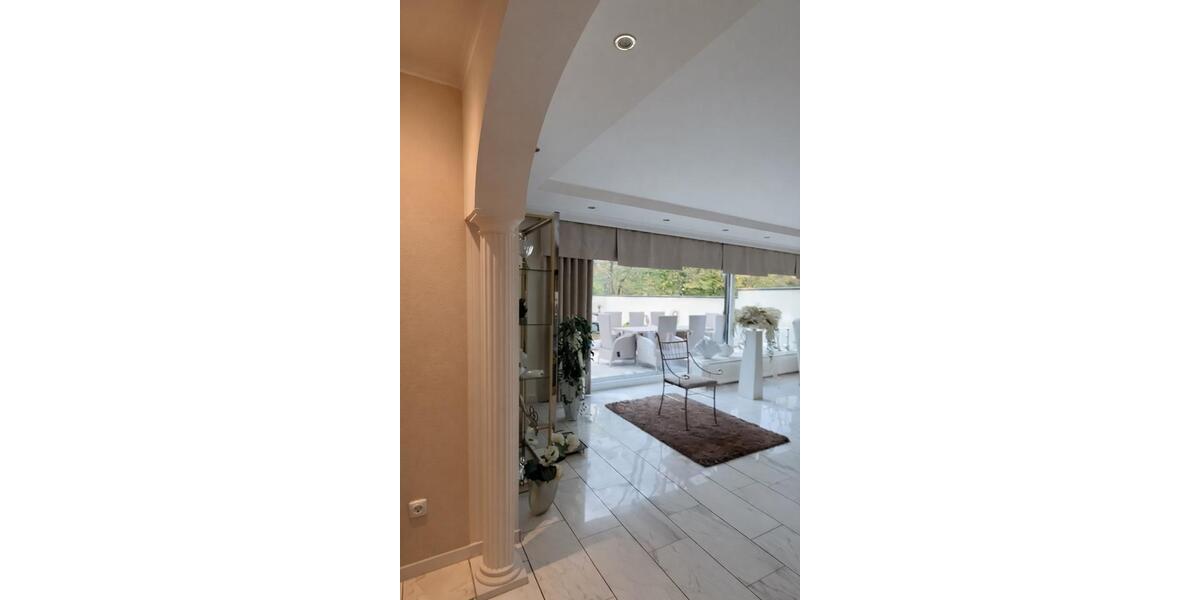 Bungalow Gelsenkirchen Gelsenkirchen-Mitte - 8 Zimmer, 250 m&sup2;, 2.150&euro; | Angebot:26107848