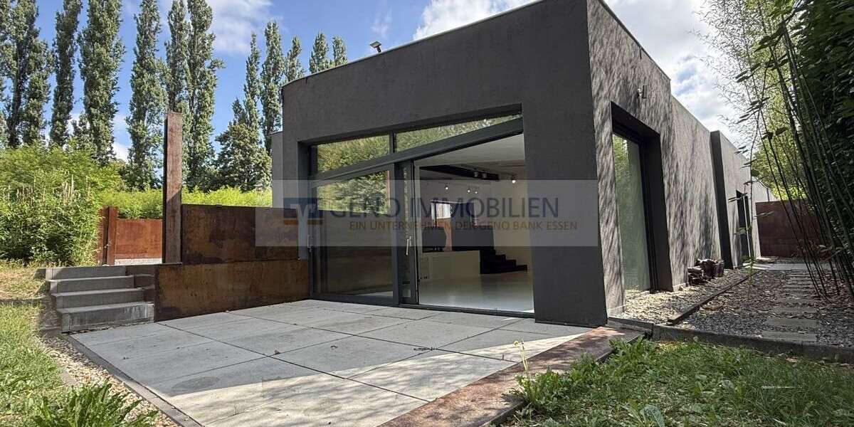Einfamilienhaus Bochum Bochum-Südwest - 2 Zimmer, 152 m&sup2;, 609.000&euro; | Angebot:27370762